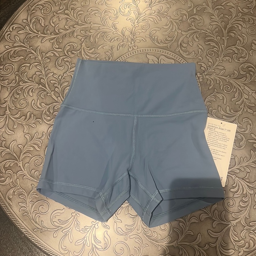 NWT 🍋 Lululemon Utility Blue Align High Rise Short 4” Size 4